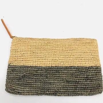 Two Tone Crochet Straw Clutch