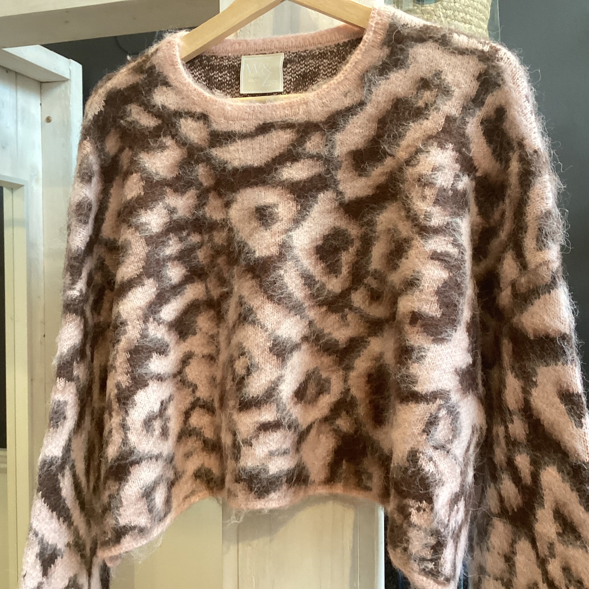 Pink Leopard Knit Cropped Sweater