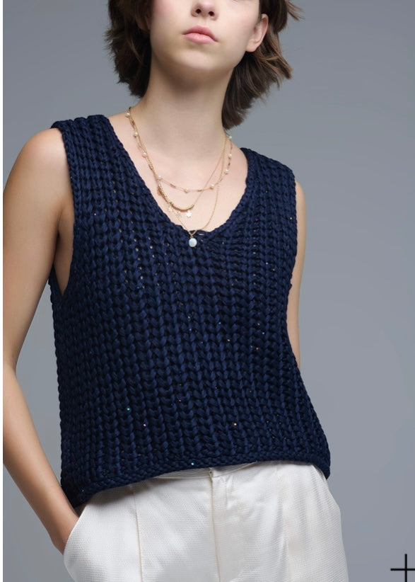CROCHET CROPPED VEST IN NAVY WITH SEQUINS THREAD