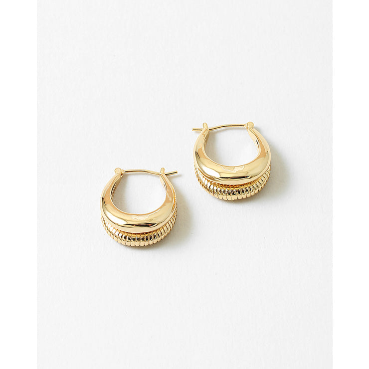 14Kt Gold Ribbed Teardrop Hoop